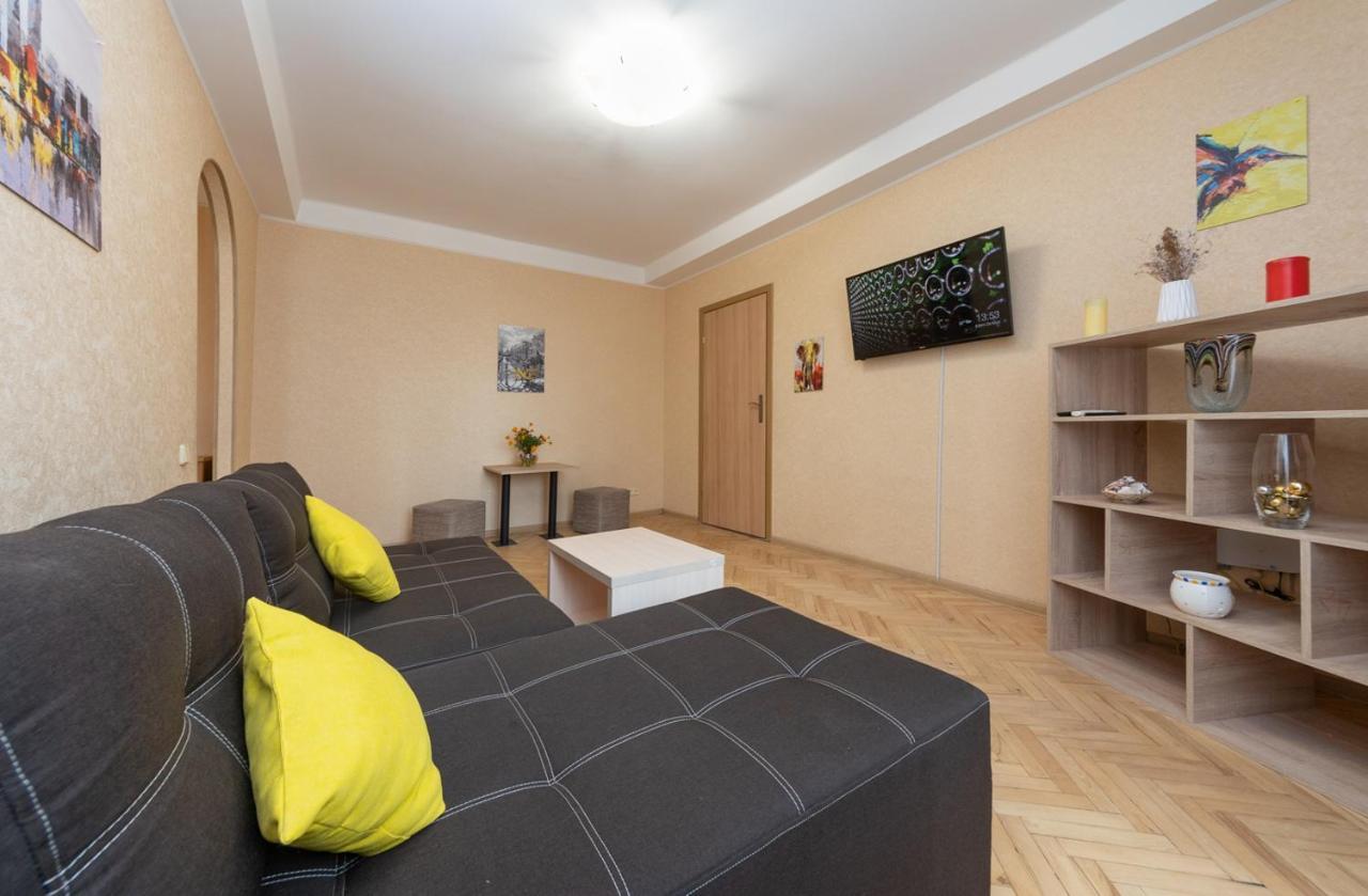 1 Bedroom Apart Near Metro Pecherska Kijów Zewnętrze zdjęcie
