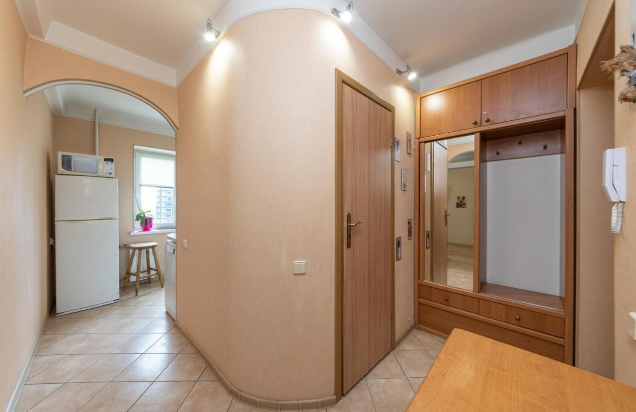 1 Bedroom Apart Near Metro Pecherska Kijów Zewnętrze zdjęcie